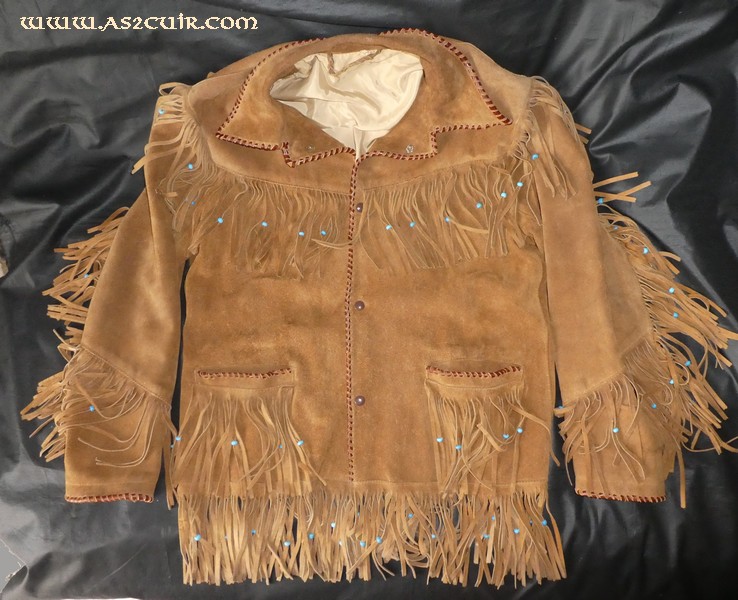 Customisation Veste à franges Ref AAV233 (2) Customisation Veste à franges Ref AAV233